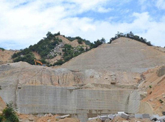 顎式破碎機(jī)的維修與保養(yǎng)要點(diǎn)